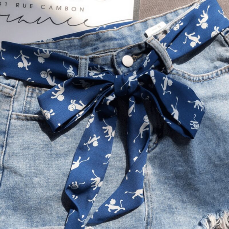 Scarf Belt with Small Lion Pattern